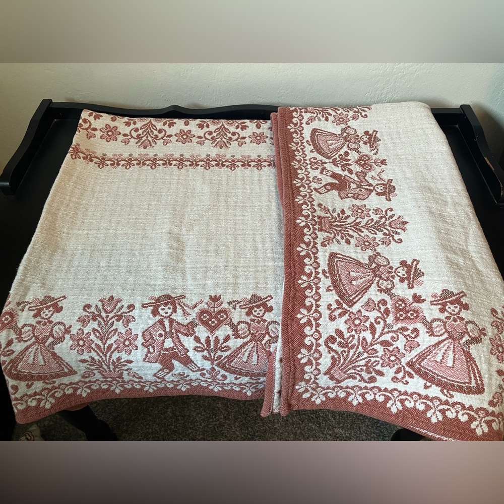 Vintage Woven Tablecloth